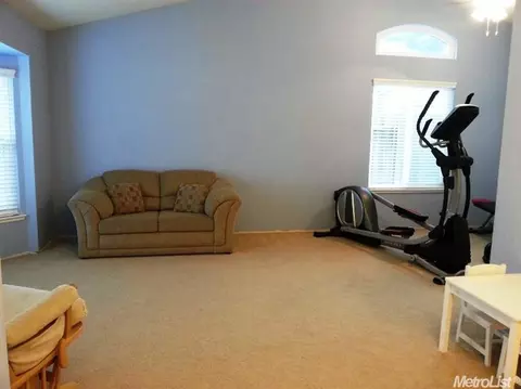 3920 Rollins Way, Antelope, CA 95843 photo 8