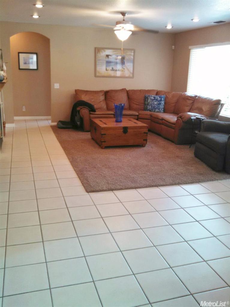 873 Rolling Oak Ct, Modesto, CA 95351 photo 10