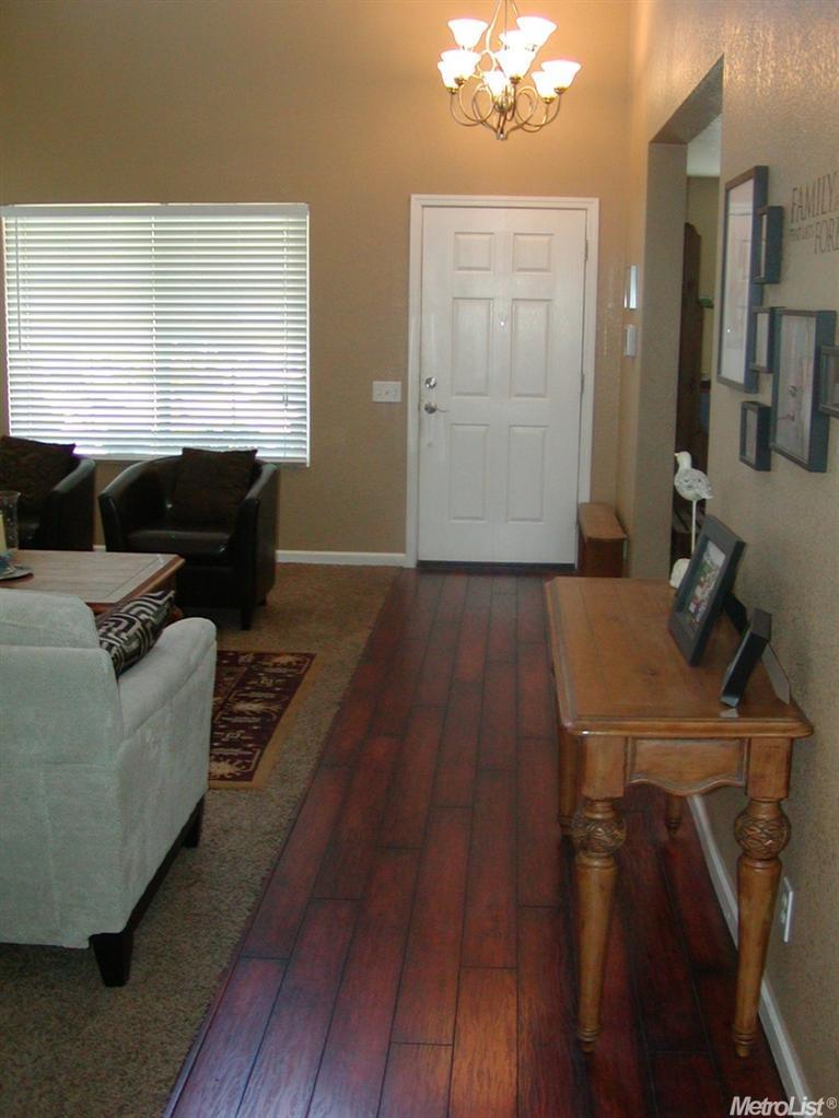 873 Rolling Oak Ct, Modesto, CA 95351 photo 3
