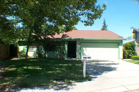 1009 Pelham Pl, Modesto, CA 95358 photo 1