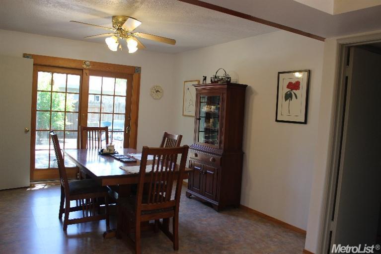 1101 Chestnut Ln, Davis, CA 95616 photo 9
