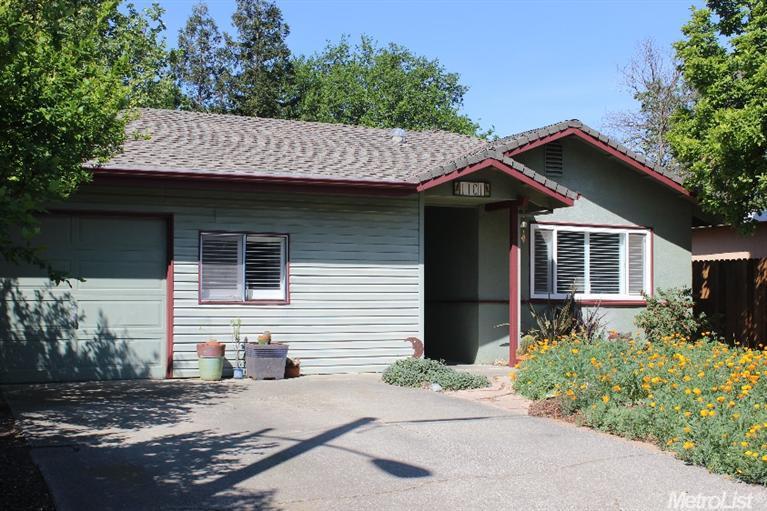 1101 Chestnut Ln, Davis, CA 95616 photo 1