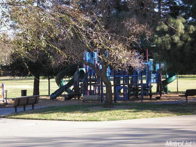 1101 Chestnut Ln, Davis, CA 95616 photo 23