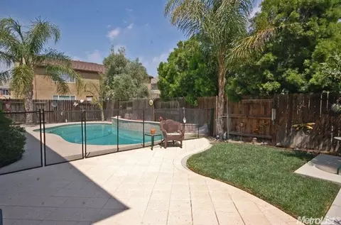 232 Romanov Ct, Patterson, CA 95363 photo 21