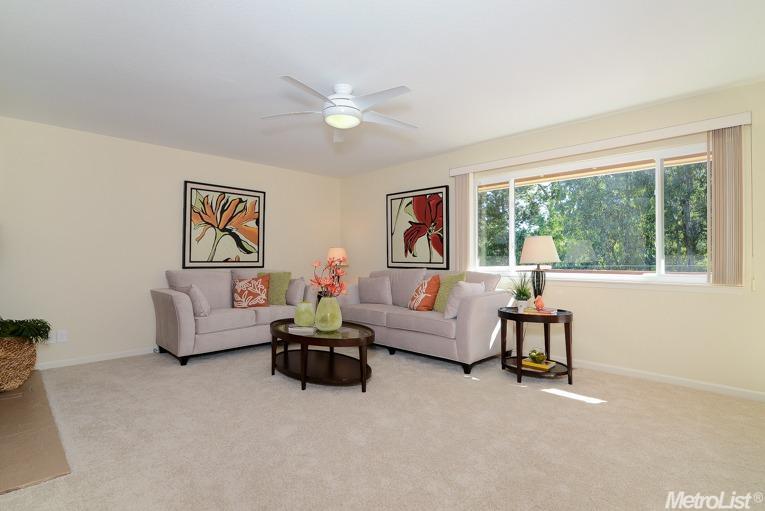 7331 Nob Hill Dr, Carmichael, CA 95608 photo 2