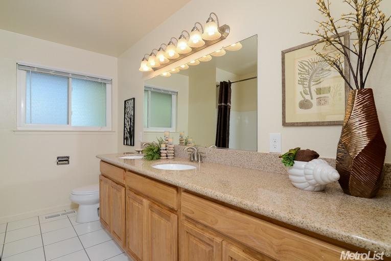 7331 Nob Hill Dr, Carmichael, CA 95608 photo 11
