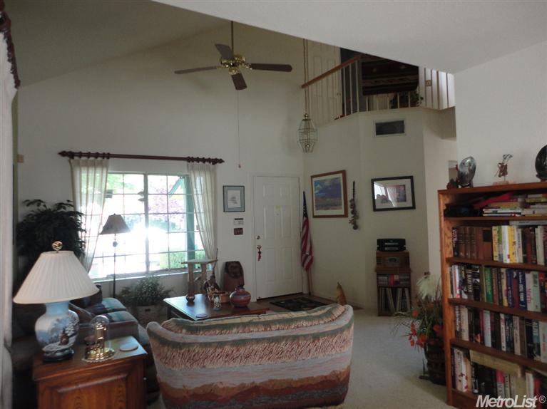 8212 Brick Hearth Pl, Antelope, CA 95843 photo 2