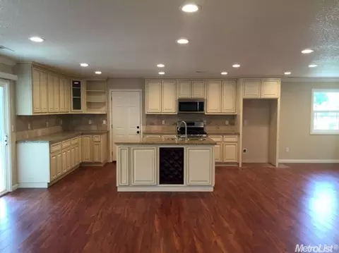 3542 Elon Ct, Turlock, CA 95382 photo 3