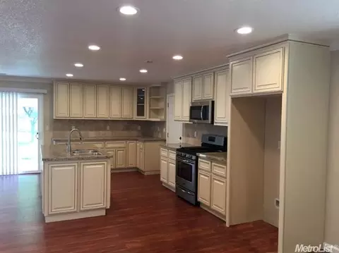 3542 Elon Ct, Turlock, CA 95382 photo 11