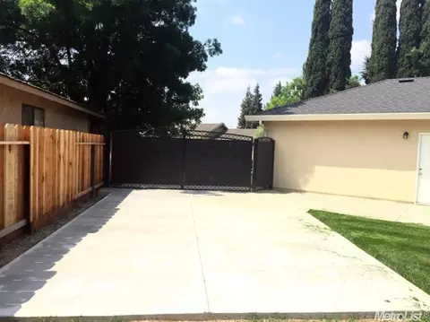 3542 Elon Ct, Turlock, CA 95382 photo 21