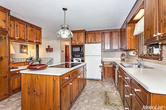 5666 Acorn Valley Rd, Georgetown, CA 95634 photo 15