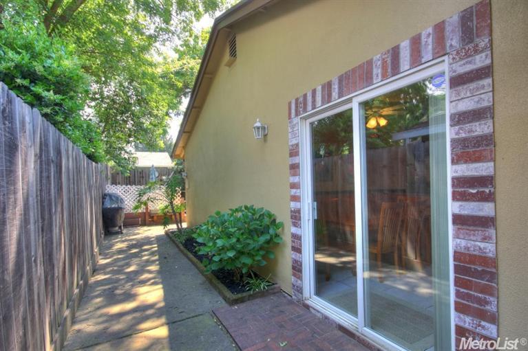 8904 Aksarben Dr, Orangevale, CA 95662 photo 20