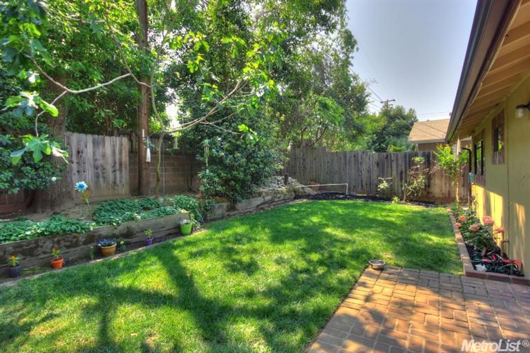 8904 Aksarben Dr, Orangevale, CA 95662 photo 16