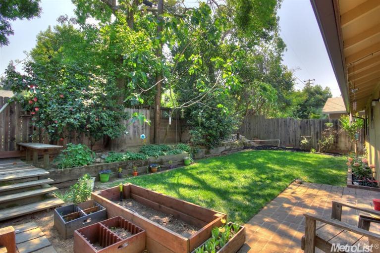 8904 Aksarben Dr, Orangevale, CA 95662 photo 15