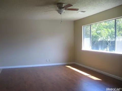 647 Lola Ct, Patterson, CA 95363 photo 5