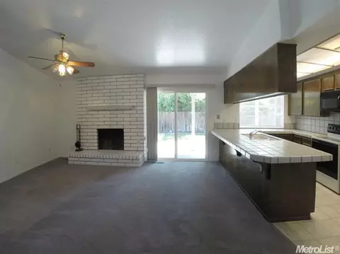 3900 Beyer Park Dr, Modesto, CA 95355 photo 6