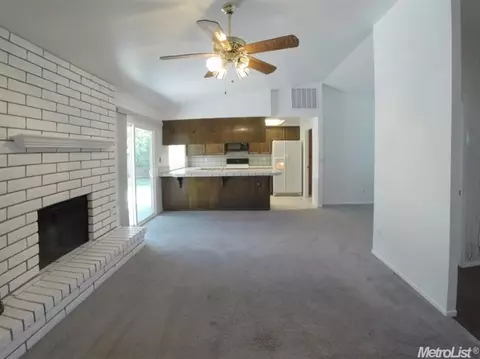 3900 Beyer Park Dr, Modesto, CA 95355 photo 5
