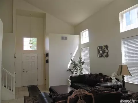 3010 Simms Ln, Tracy, CA 95377 photo 4