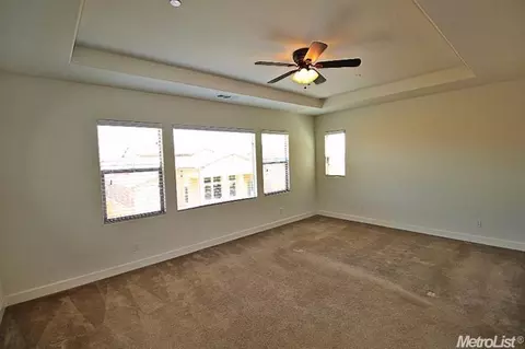 1164 Como Dr, Manteca, CA 95337 photo 13