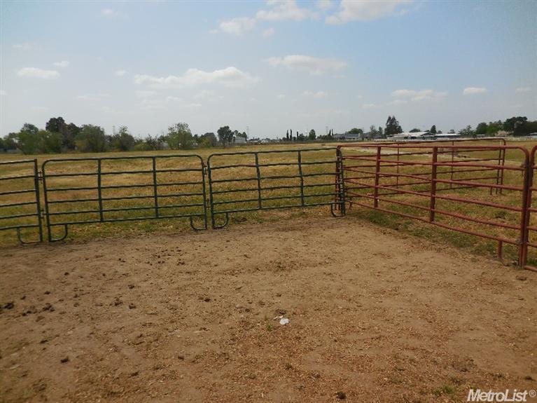 25575 Jack Tone Rd, Galt, CA 95632 photo 10