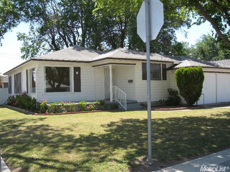 302 W 23rd St, Tracy, CA 95376 photo 1