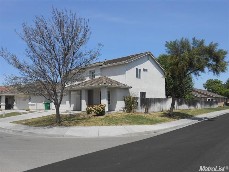 1101 Shearwater Dr, Patterson, CA 95363 photo 2