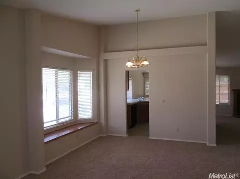 8148 Preakness, Antelope, CA 95843 photo 3