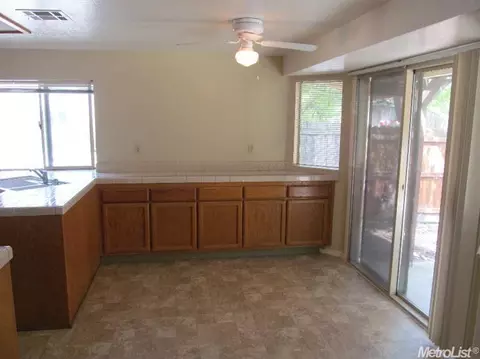 8148 Preakness, Antelope, CA 95843 photo 7