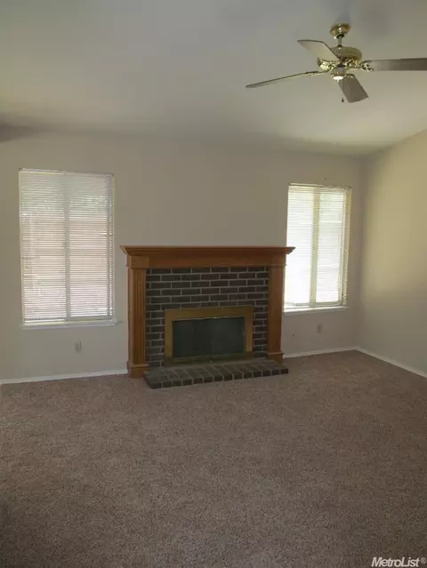 8148 Preakness, Antelope, CA 95843 photo 4