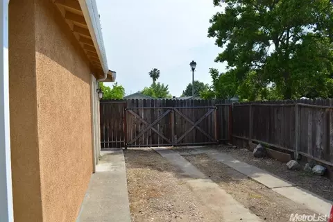 4627 Tuttle Dr, Rocklin, CA 95677 photo 21