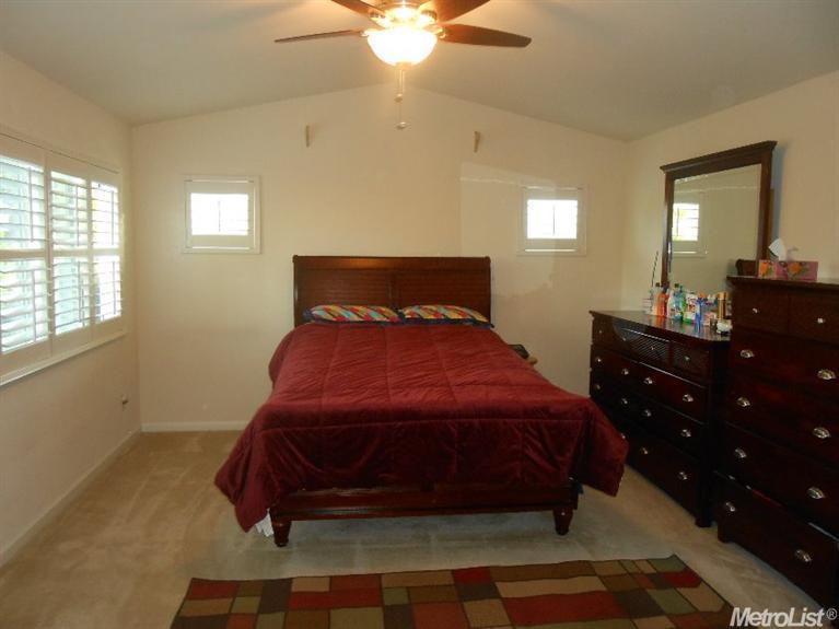 2546 Ozark Dr, Tracy, CA 95304 photo 9