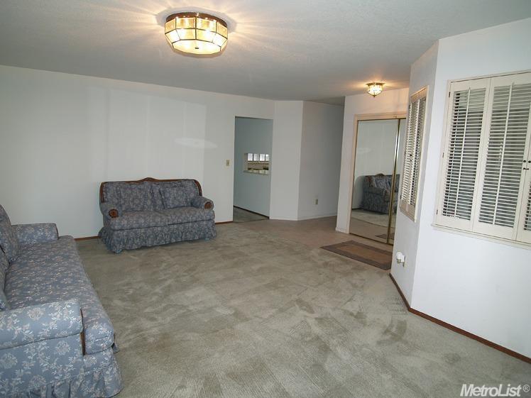 3025 Mammoth Way, Modesto, CA 95355 photo 6