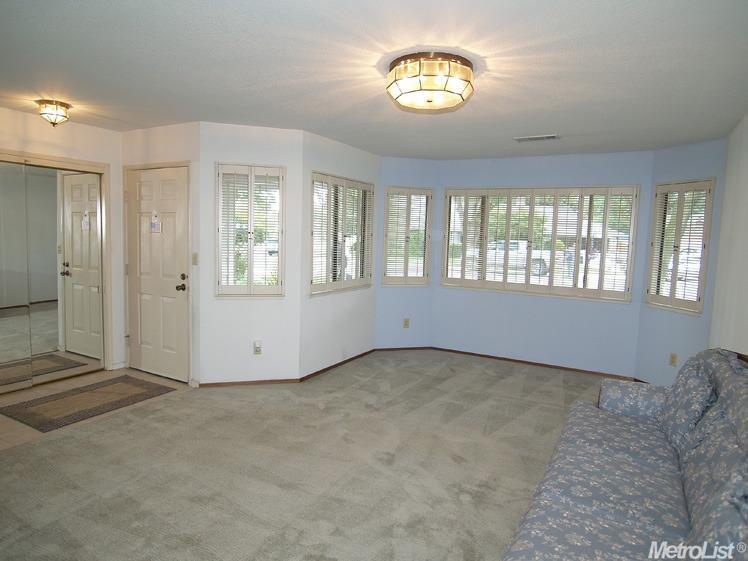3025 Mammoth Way, Modesto, CA 95355 photo 4