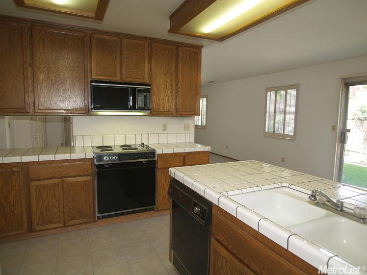 3025 Mammoth Way, Modesto, CA 95355 photo 12