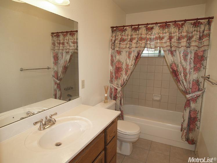 3025 Mammoth Way, Modesto, CA 95355 photo 18