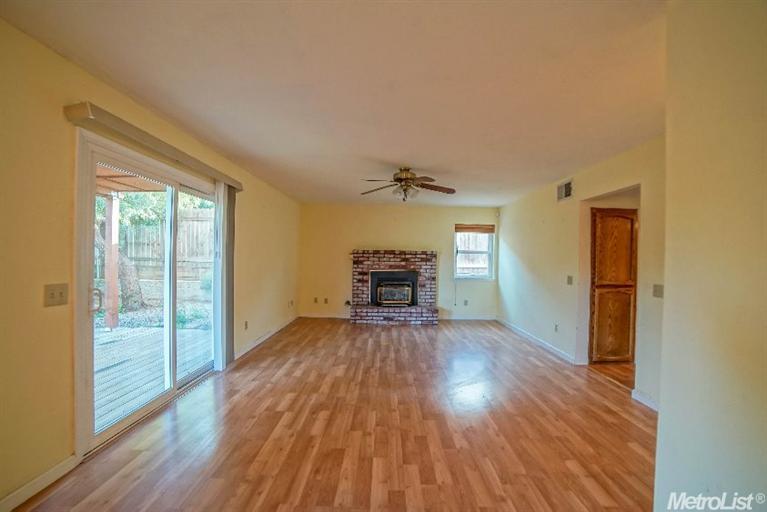 5901 Camray Cir, Carmichael, CA 95608 photo 4