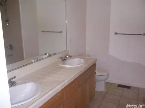 1817 Winding River Ct, Manteca, CA 95337 photo 14