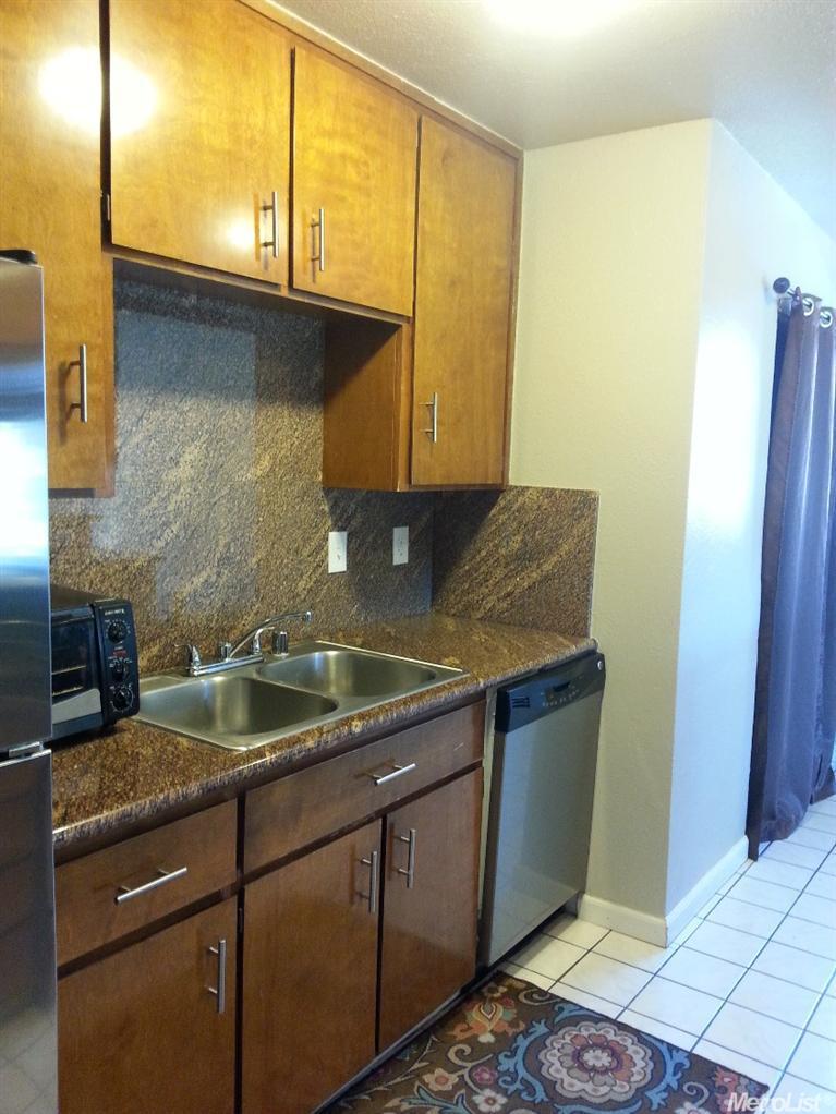 86 Rossi Dr, Galt, CA 95632 photo 8