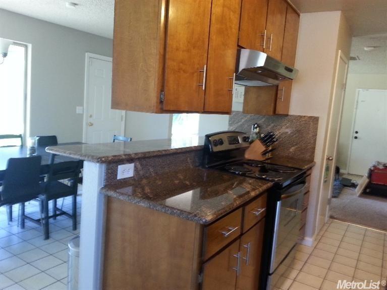 86 Rossi Dr, Galt, CA 95632 photo 3