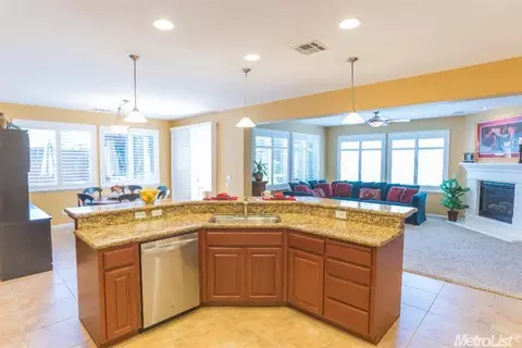 2731 Amatchi Ct, Tracy, CA 95304 photo 8