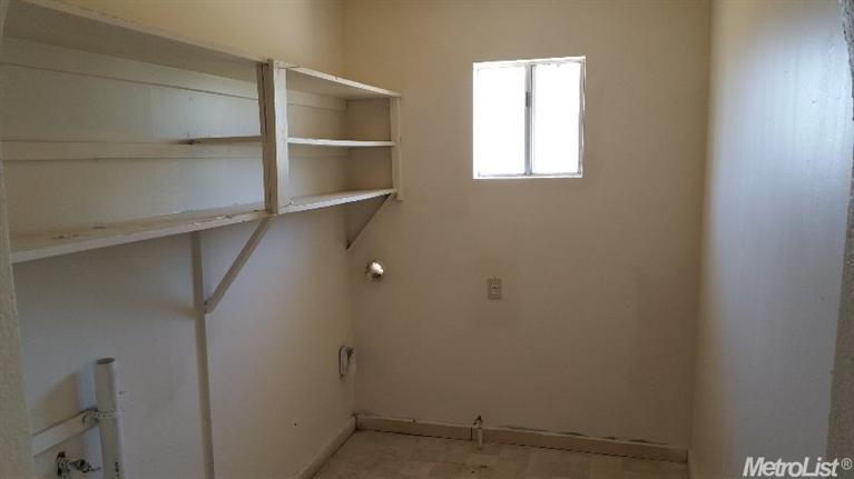 7939 Myrtle, Winton, CA 95388 photo 9