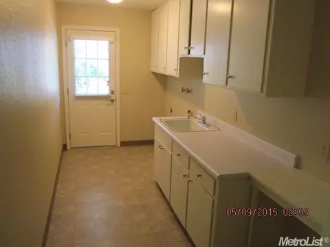 1421 Buttonwillow Dr, Modesto, CA 95355 photo 11