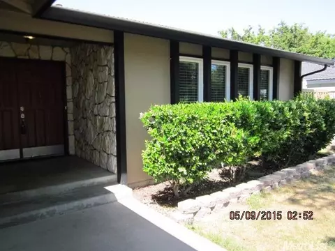 1421 Buttonwillow Dr, Modesto, CA 95355 photo 2