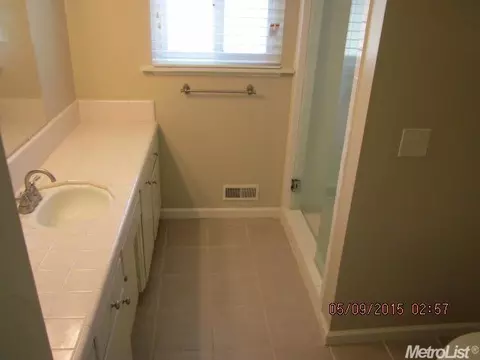 1421 Buttonwillow Dr, Modesto, CA 95355 photo 17