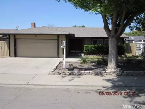 1421 Buttonwillow Dr, Modesto, CA 95355 photo 1