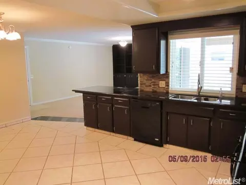 1421 Buttonwillow Dr, Modesto, CA 95355 photo 7