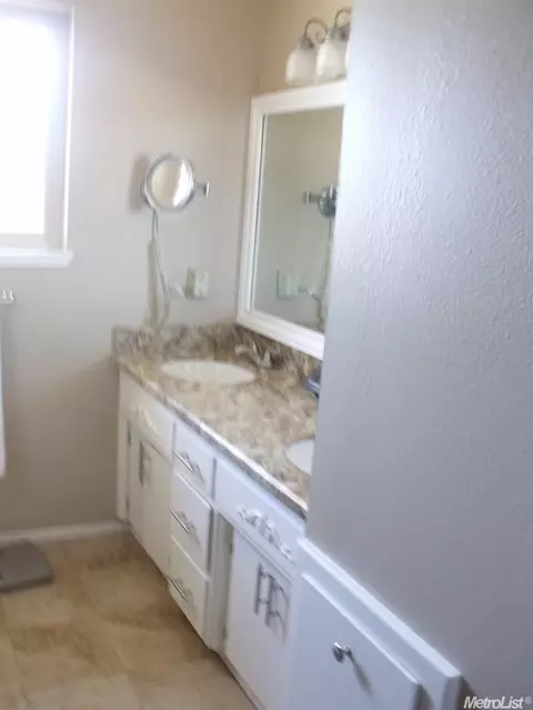 206 Sycamore Ave, Gustine, CA 95322 photo 16