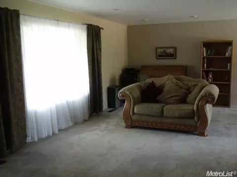 206 Sycamore Ave, Gustine, CA 95322 photo 6