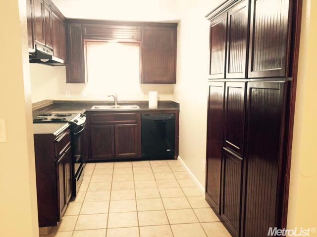 2120 Venus Dr, Ceres, CA 95307 photo 4