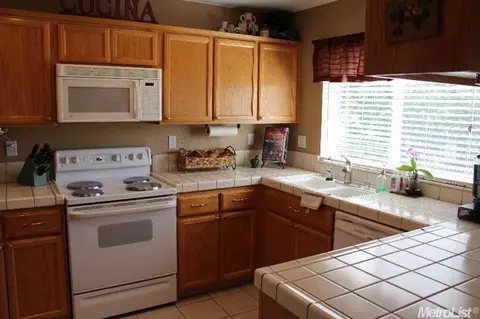 3838 Jefferson St, Turlock, CA 95382 photo 6